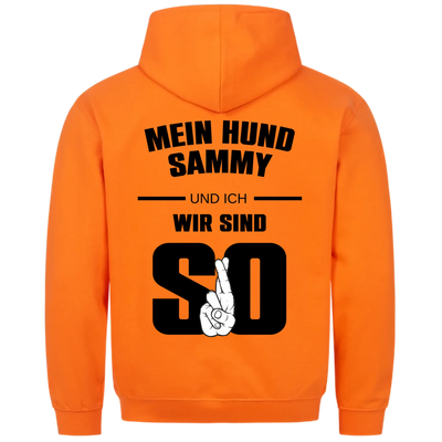 Mein Hund und ich wir sind so - Personalisierbarer Unisex Hoodie Rückendruck